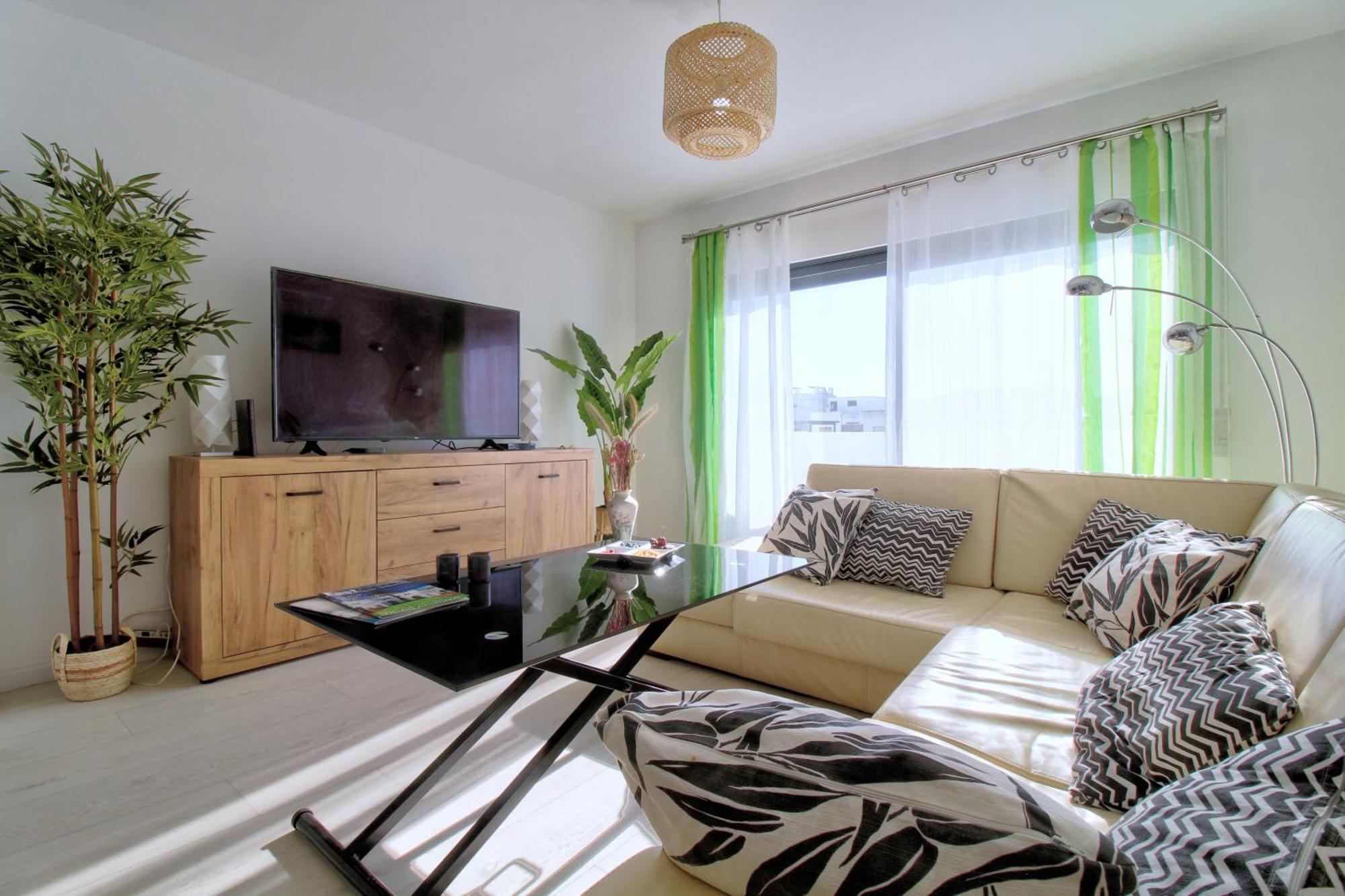 Center Location, Ac, Swimming Pool, And Parking Apartment Olhao Exterior photo