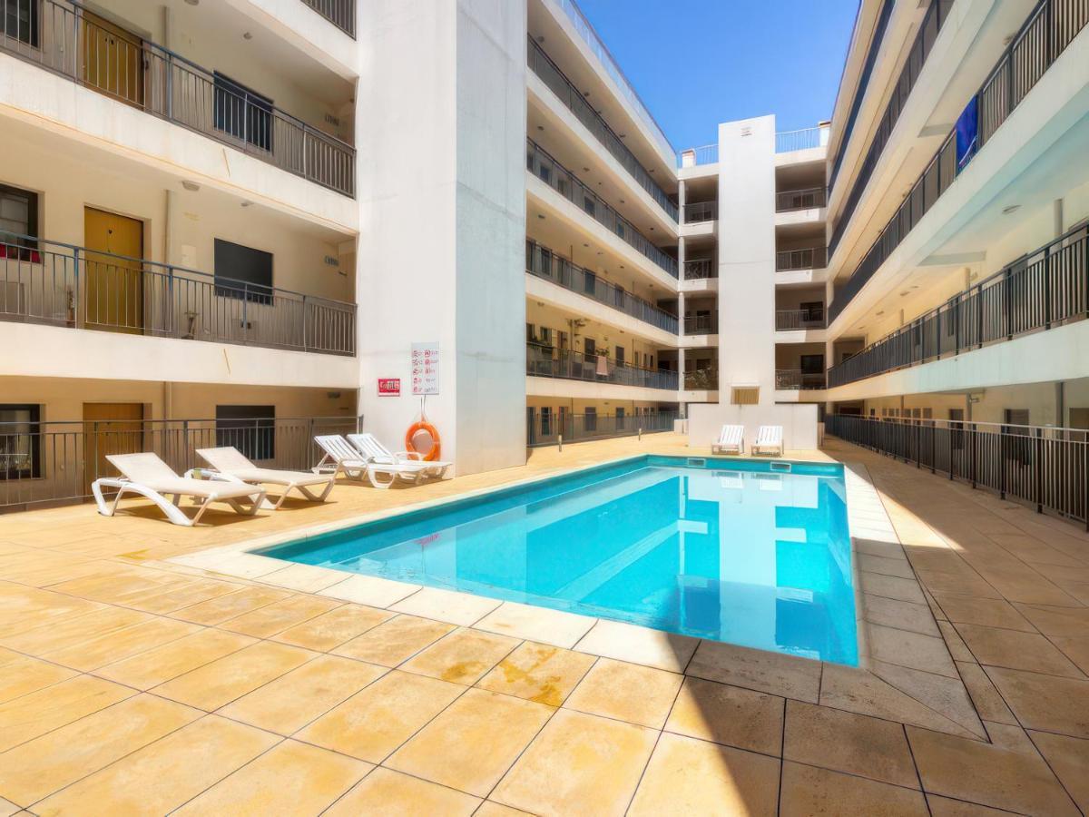 Center Location, Ac, Swimming Pool, And Parking Apartment Olhao Exterior photo